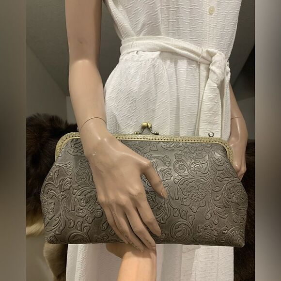 Handsewn Genuine Leather Floral Embossed Double Kisslock Purse & 2 Chain Styles - Picture 4 of 16